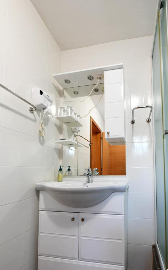 Apartman Leona Раковица Екстериор снимка
